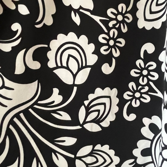 NWT Vince Camuto Rich Black/White Off Shoulder Blouse Women’s Medium - Picture 6 of 15